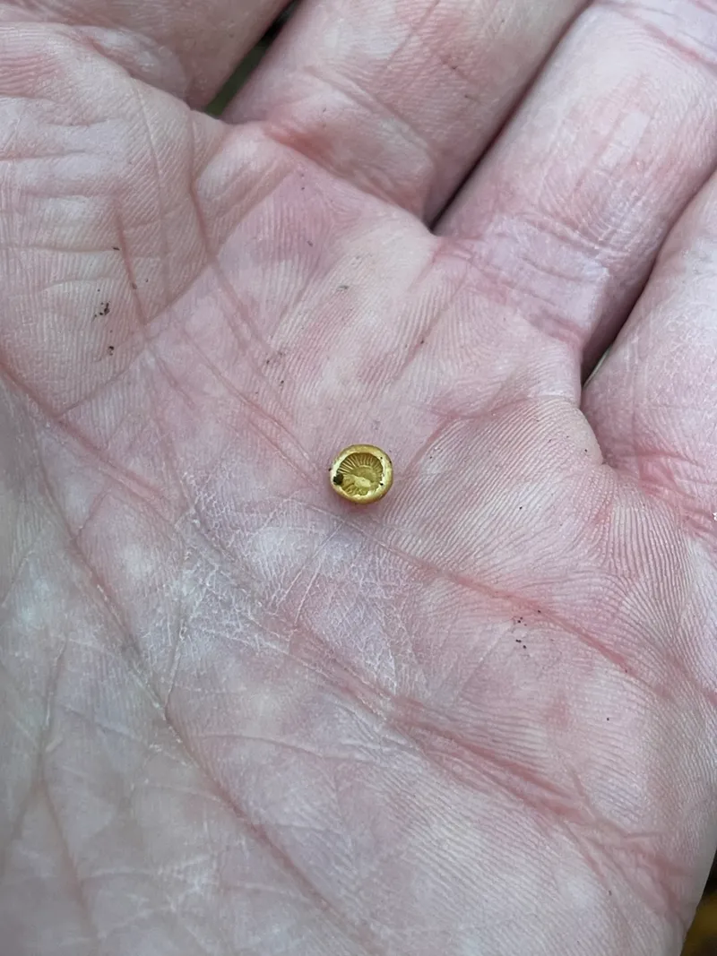 item 465 — 7